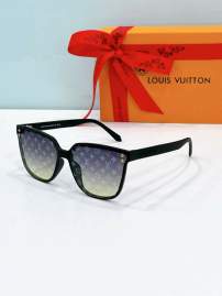 Picture of Louis Vuitton Sunglasses _SKUfw75326152fw